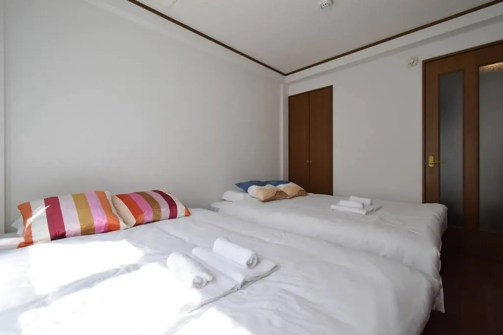 メゾン八千代102 Apartment Tokyo
