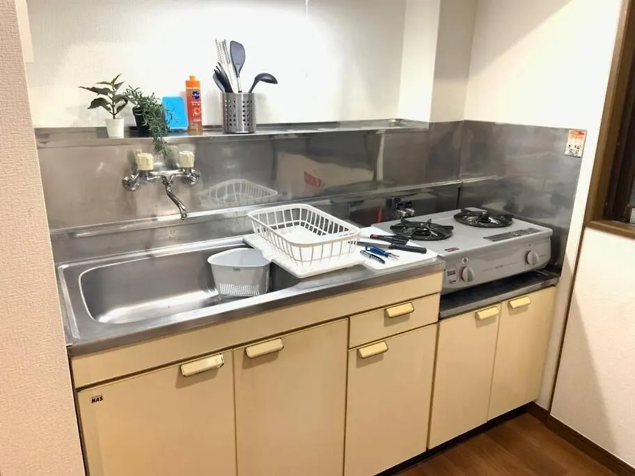 メゾン八千代102 Apartment Tokyo
