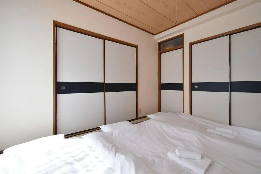 メゾン八千代102 Apartment Tokyo